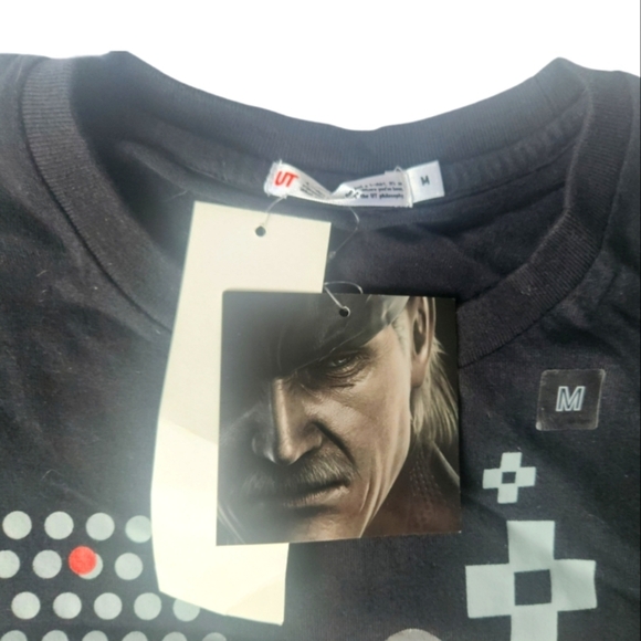 NWT Metal Gear Solid x Uniqlo UT Graphic T-shirt Tee Black Size Medium - Picture 3 of 12